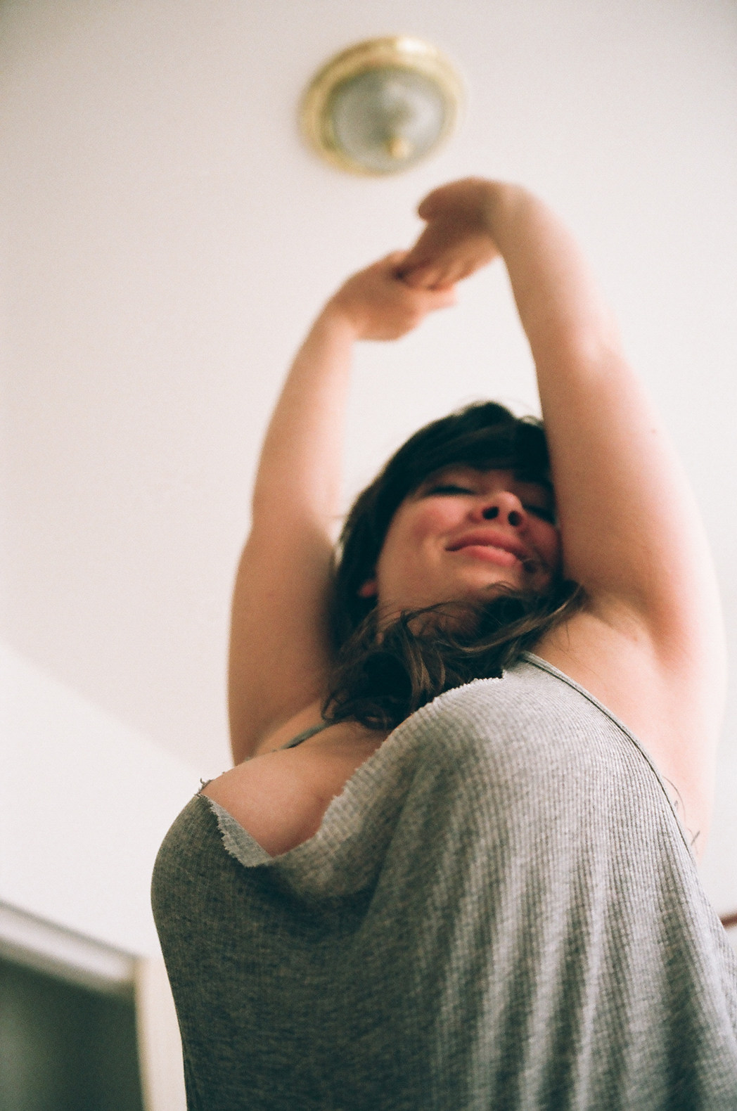 1048x1580, 294 Kb / Утро, потягивание, перспектива