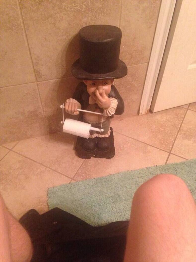 790x1053, 73 Kb / туалет, бумага, держатель