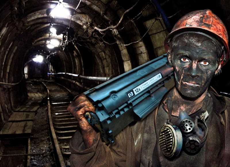 800x582, 263 Kb / шахтер, забой, картридж, грязный