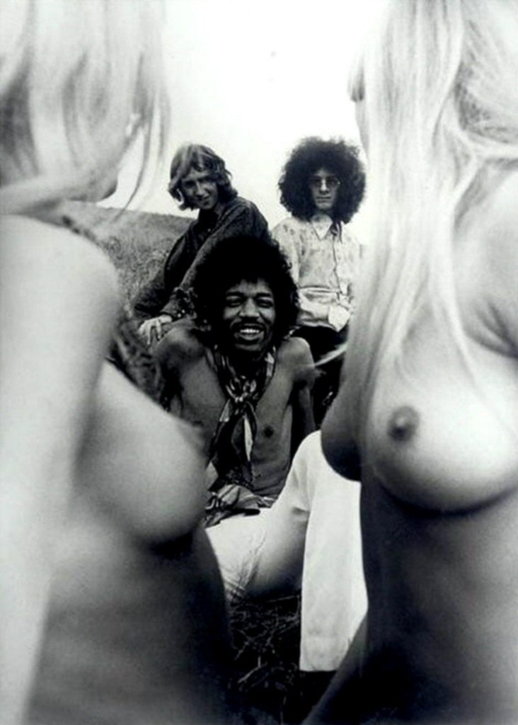 732x1024, 88 Kb / блондинки, джими, jimi, hendrix, ч/б