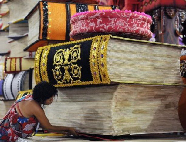 613x467, 94 Kb / ковер, книга