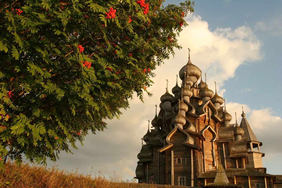 1200x800, 236 Kb / кижи, церковь, рябина, небо