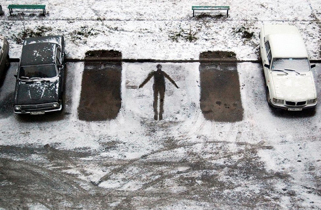 663x434, 239 Kb / двор, авто, снег, следы