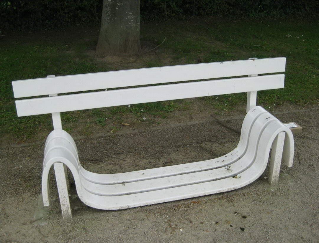1081x825, 132 Kb / лавка, прогиб, скамейка
