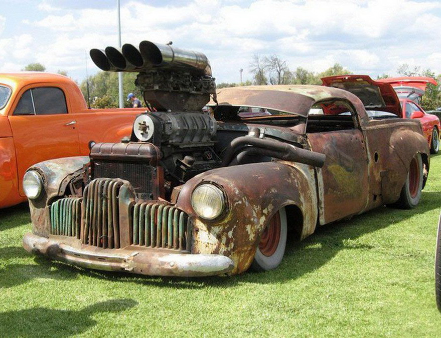 879x675, 256 Kb / авто, мотор, тюнинг, ржавчина