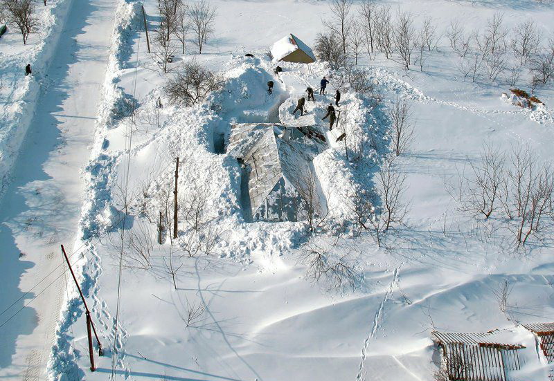 800x551, 189 Kb / снег, сугробы