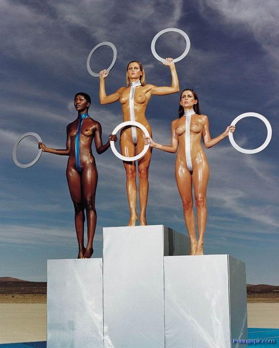 962x1200, 166 Kb / пьедестал, олимпиада, кольца