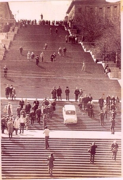 415x604, 96 Kb / лестница, авто, подъём