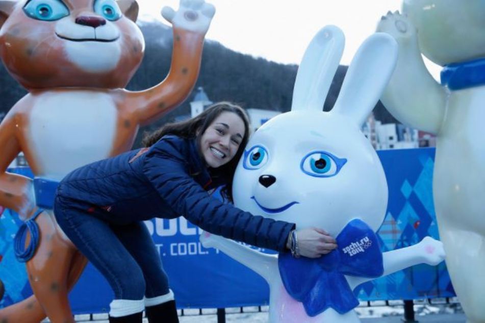 951x633, 66 Kb / девушка, олимпиада, символы