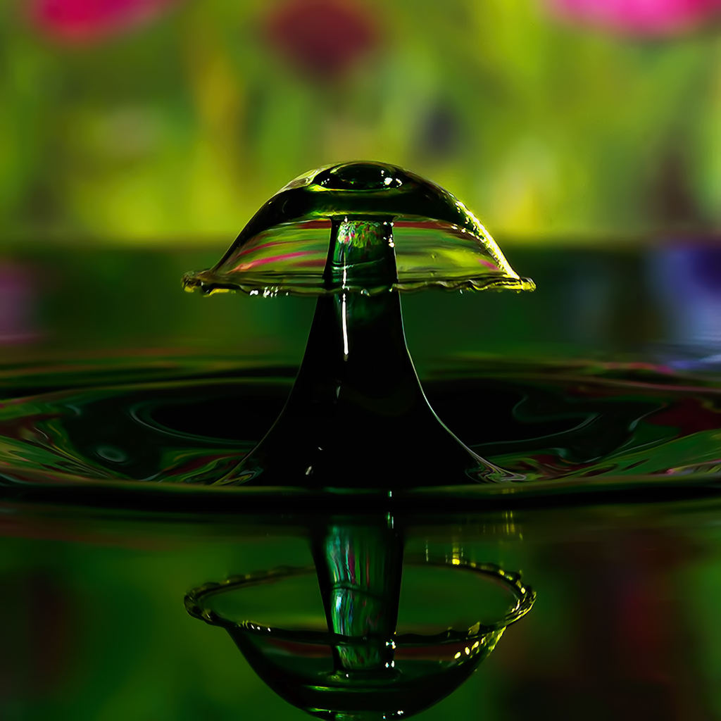 1024x1024, 94 Kb / вода, всплеск, отражение