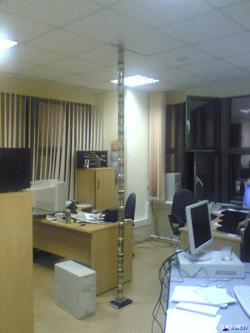 500x667, 38 Kb / офис, пиво, банки