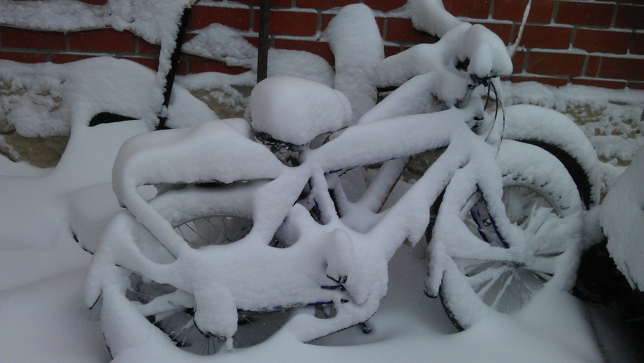 1280x722, 264 Kb / велосипеды, снег