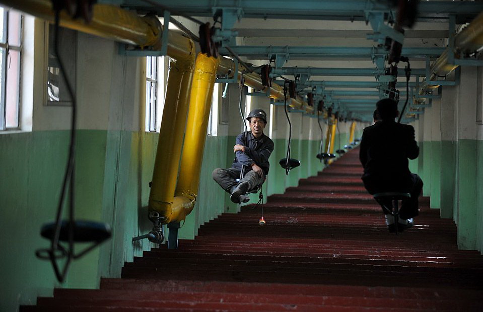 959x620, 164 Kb / шахтер, китай