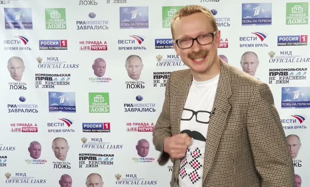 1323x797, 290 Kb / русские СМИ