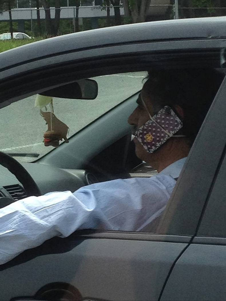 790x1053, 78 Kb / handsfree, телефон, резинка, водитель