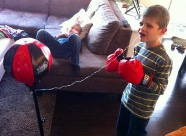 630x460, 70 Kb / бокс, зуб, нить