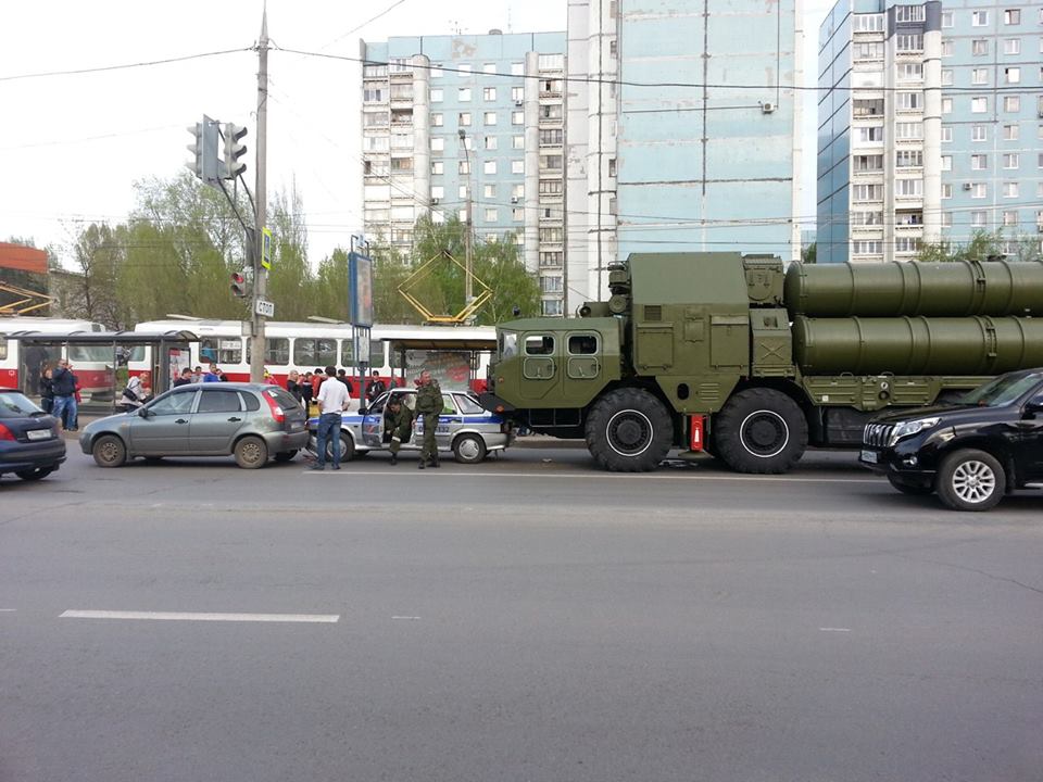 960x720, 99 Kb / дтп, полиция, тягач, ракетный