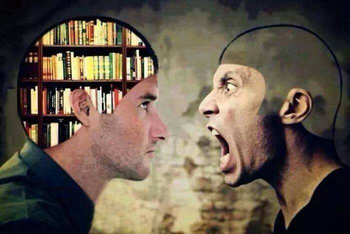 700x468, 39 Kb / голова, библиотека, пустота