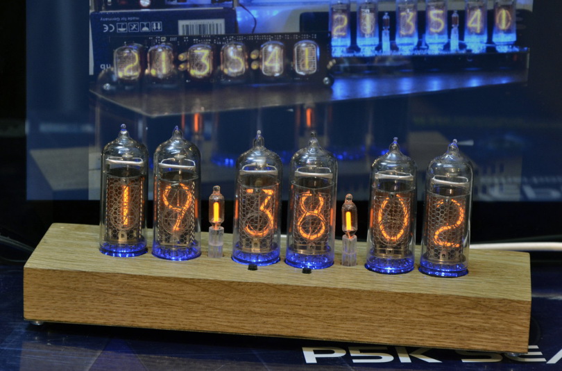 810x534, 149 Kb / часы, лампы, ретро, индикация