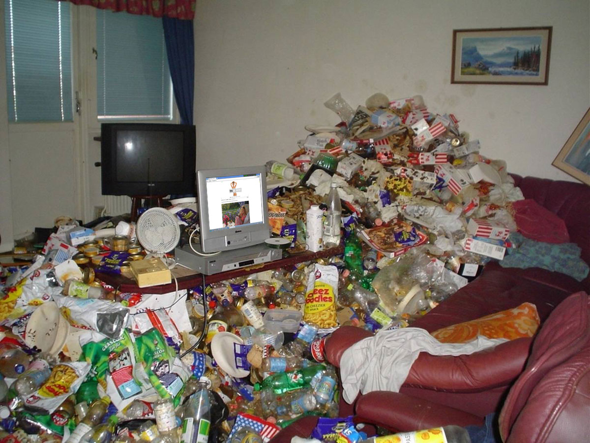 1200x900, 228 Kb / диван, бардак, мусор, монитор, блог, фотошоп