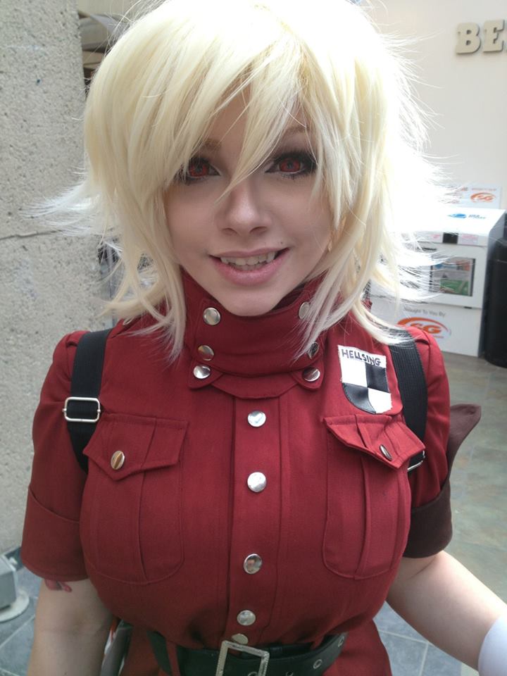 720x960, 77 Kb / cosplay, Seras Victoria, Виктория, Ван Хельсинг, косплэй, косплей, блондинка, вампир