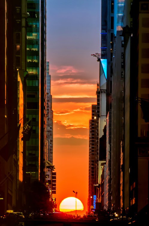 497x750, 75 Kb / дома, солнце, закат