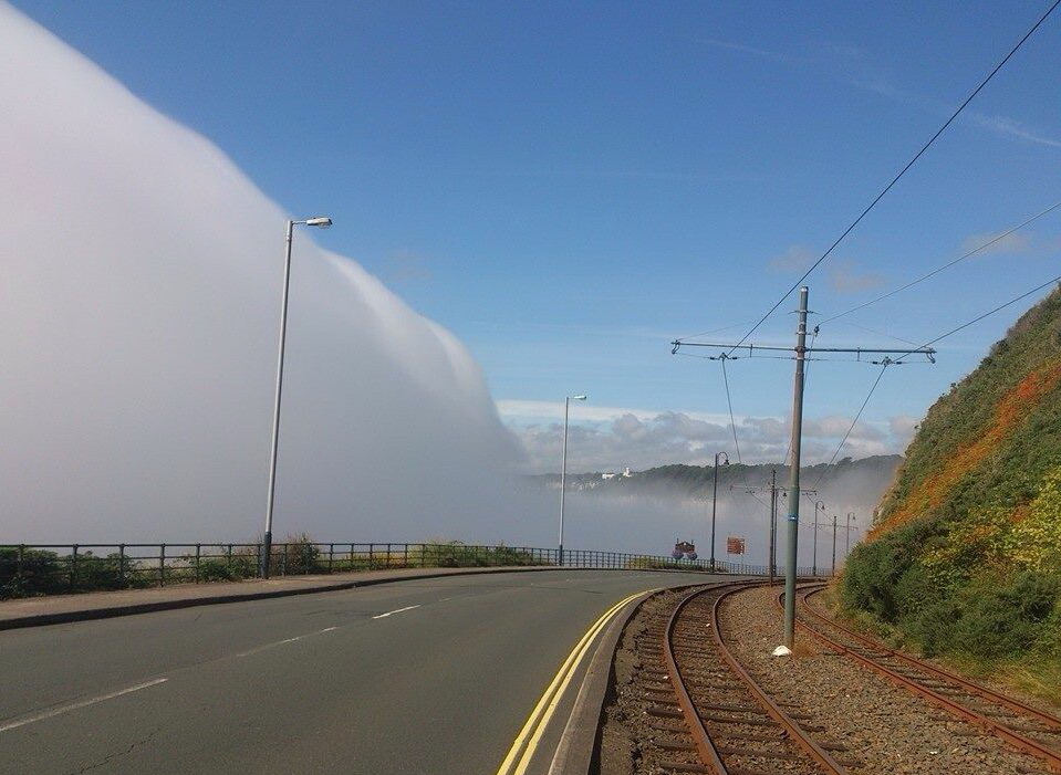 959x701, 189 Kb / облако, дорога, небо