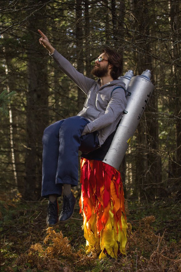 633x950, 167 Kb / костюм, ракета