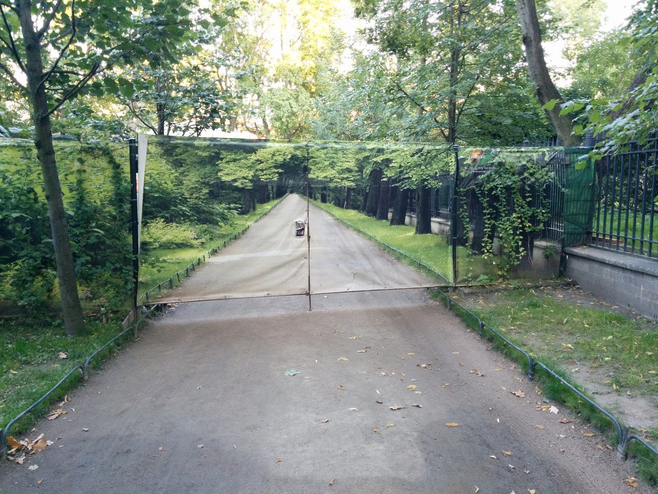 1280x960, 349 Kb / ворота, принт, баннер