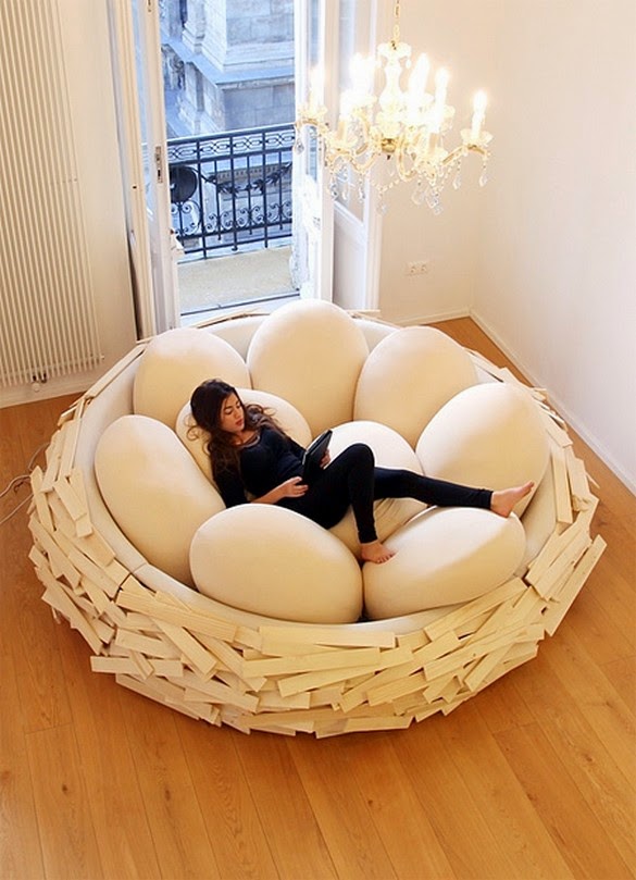 585x809, 84 Kb / кресло, гнездо, яйца