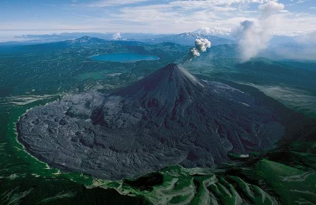 650x422, 43 Kb / вулкан, высота, небо, облака