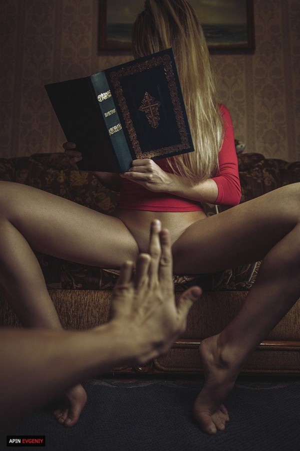 600x900, 96 Kb / библия, жест, благословение