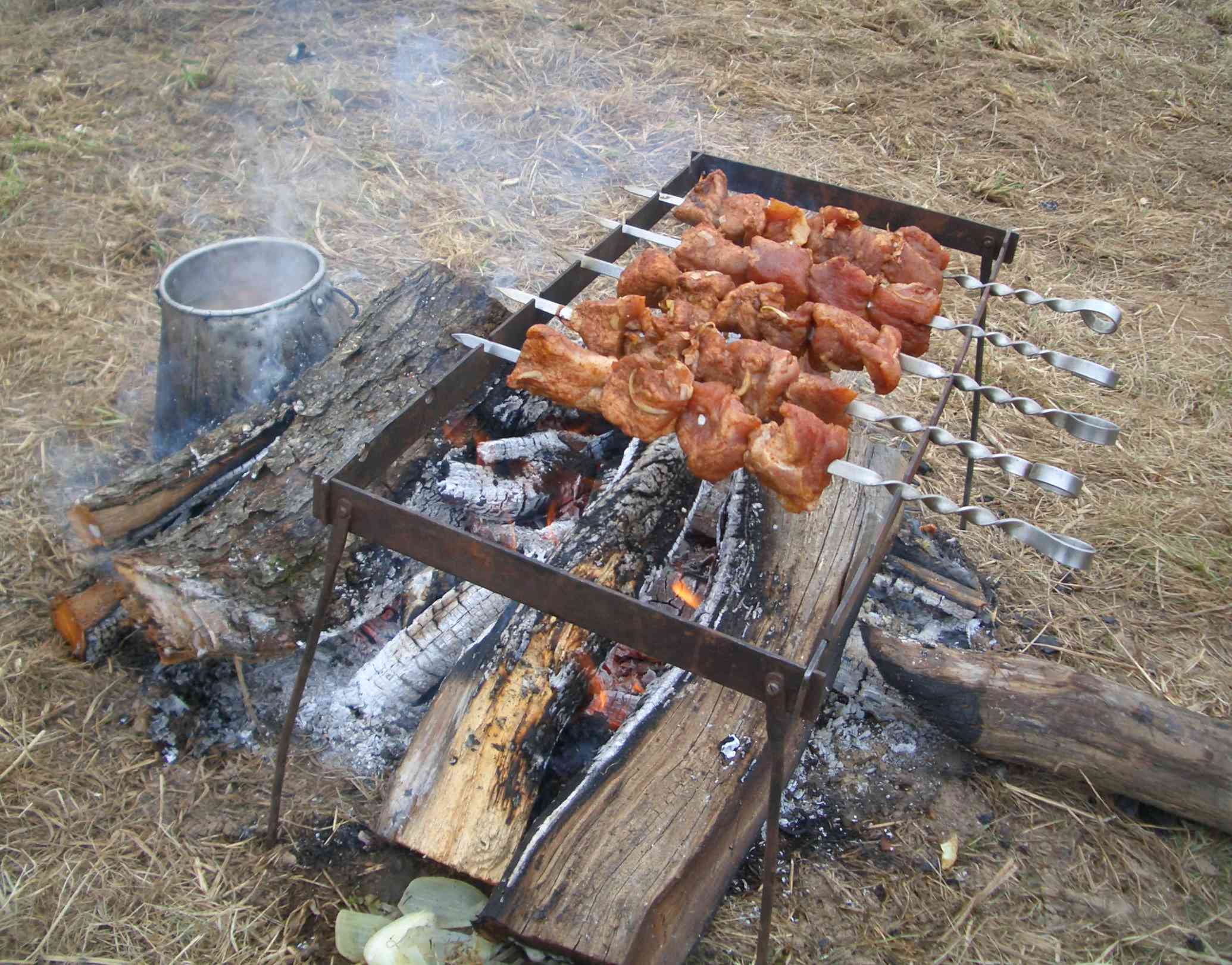 2070x1621, 326 Kb / шашлык, мясо, костер