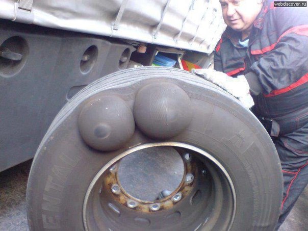 604x453, 56 Kb / сиськи, покрышка, булки, грыжа