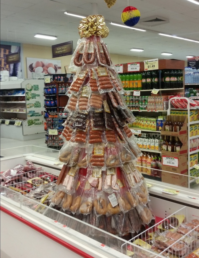 650x843, 232 Kb / ёлка, мясо, колбаса, магазин