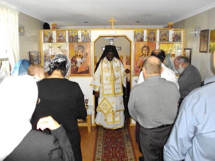 700x525, 64 Kb / поп, церковь, негр, нежданчик, пгм