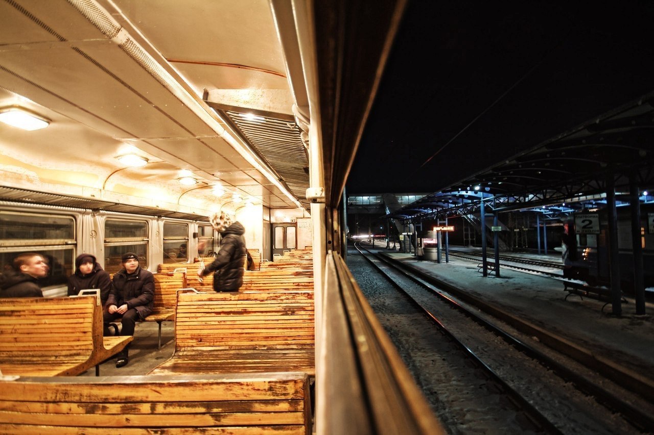 1280x853, 213 Kb / Электричка, окно, вечер, ночь