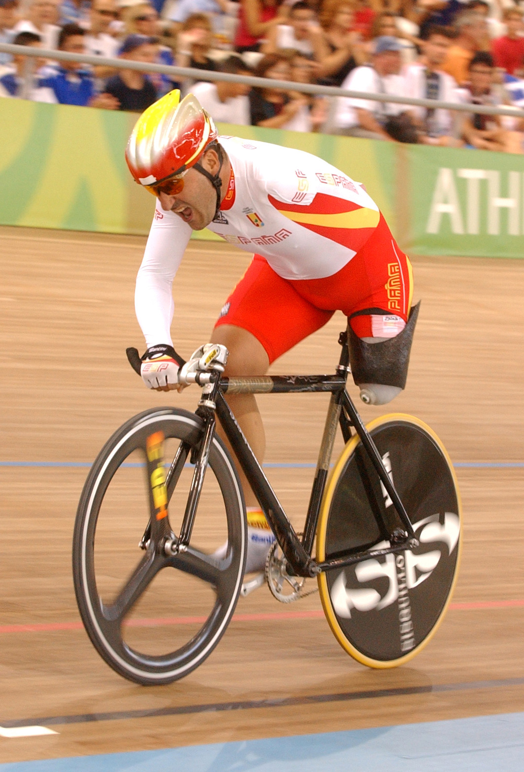 1064x1568, 446 Kb / Велосипедист, велик, инвалид