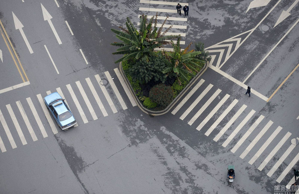 1000x649, 165 Kb / перекрёсток, переход, островок