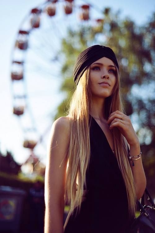 500x749, 47 Kb / блондинка, колесо обозрения