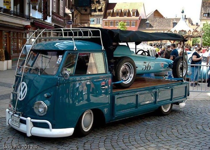 736x524, 199 Kb / Машина, эвакуатор, брусчатка, ретро 56, грузовик