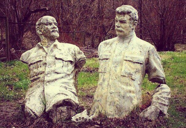 604x416, 101 Kb / ленин, сталин, скульпрура