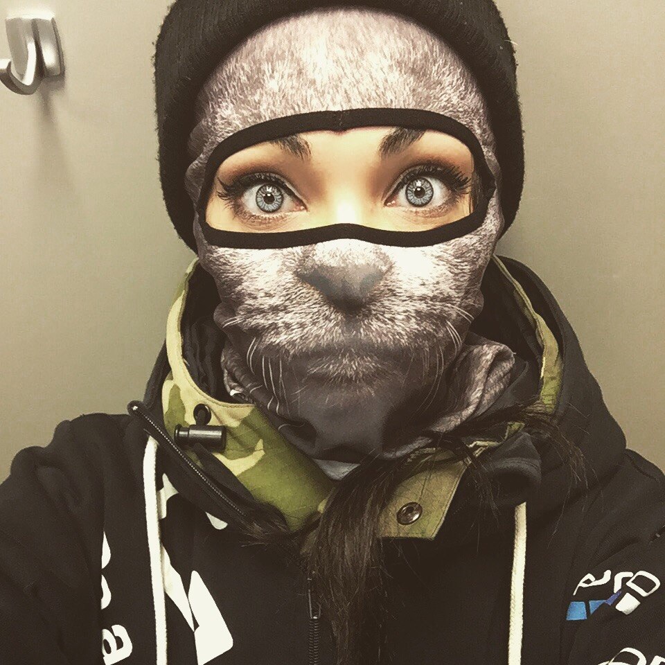 960x960, 196 Kb / Маска, кошка, девушка, балаклава