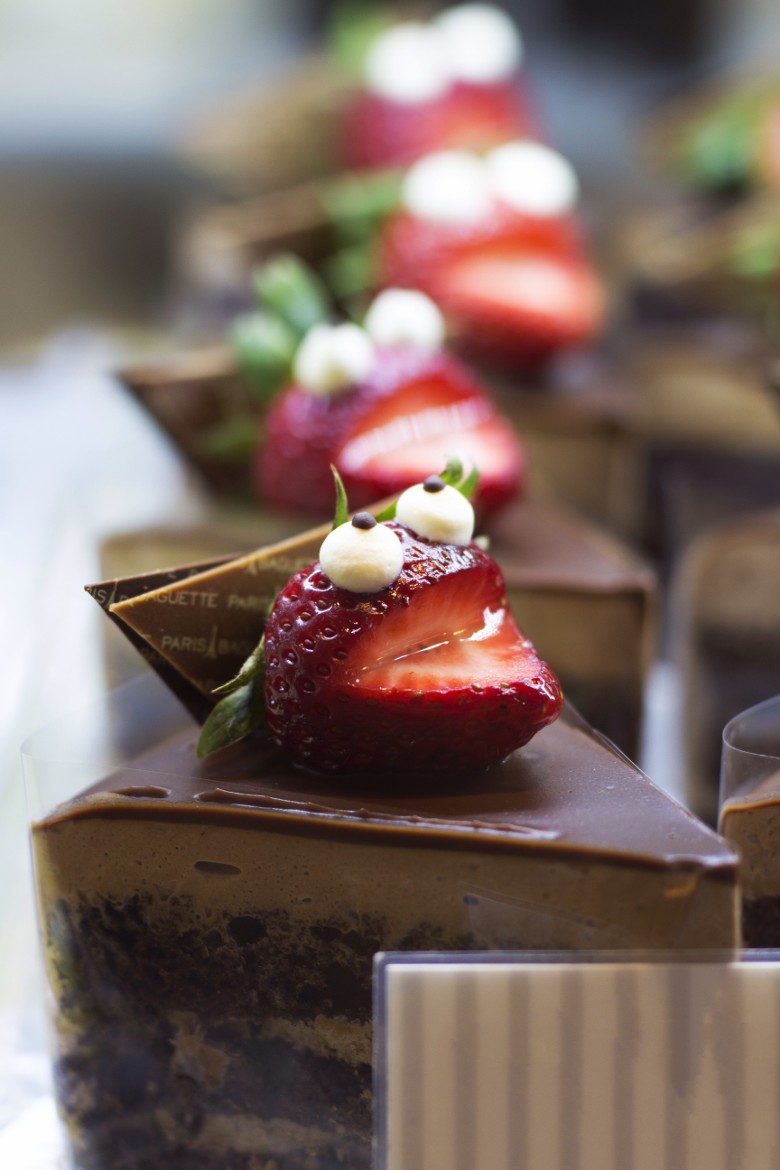 780x1170, 117 Kb / клубника, торт, рожа, шоколад