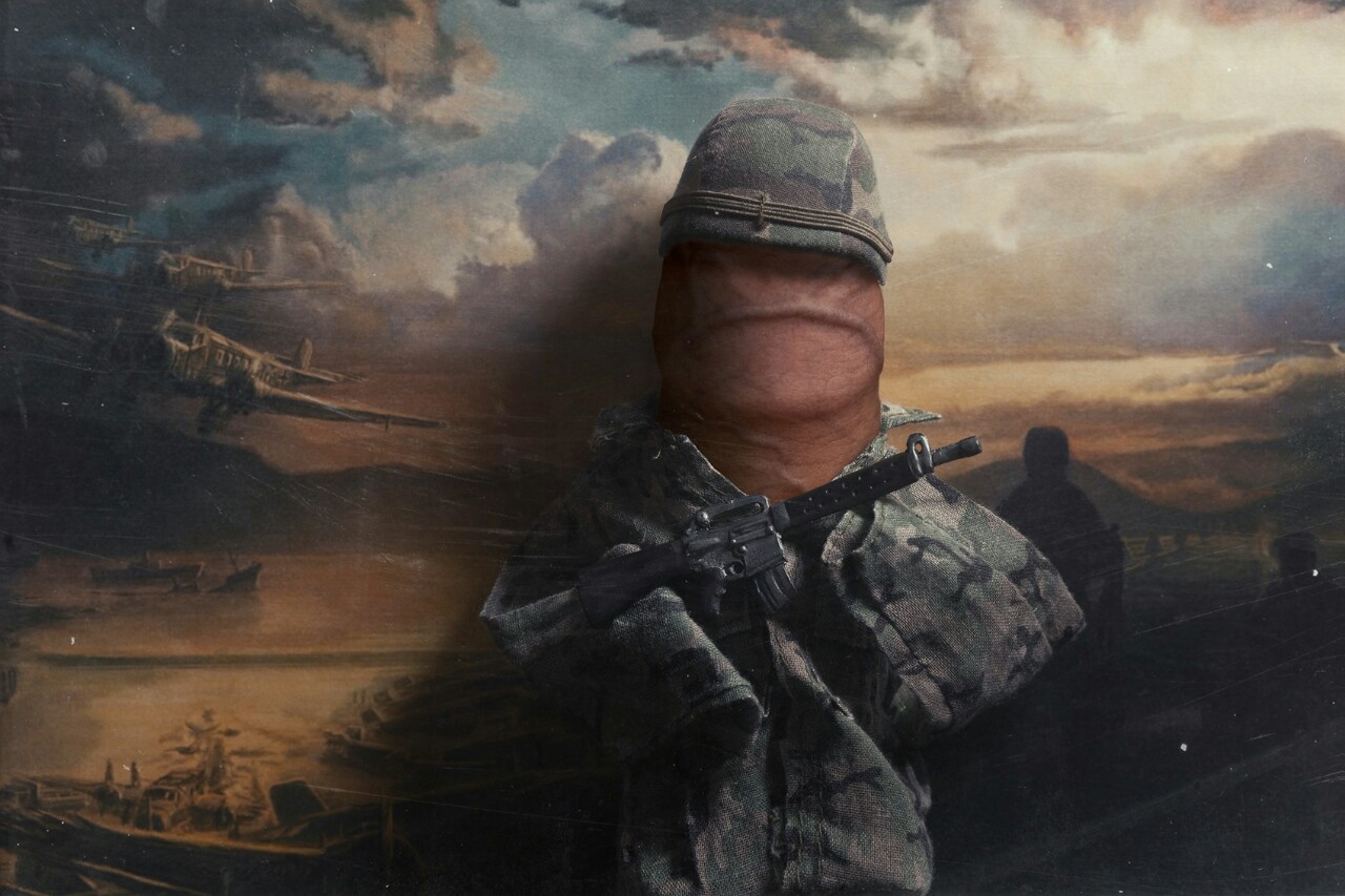 1280x853, 201 Kb / автомат, член, каска, панорама