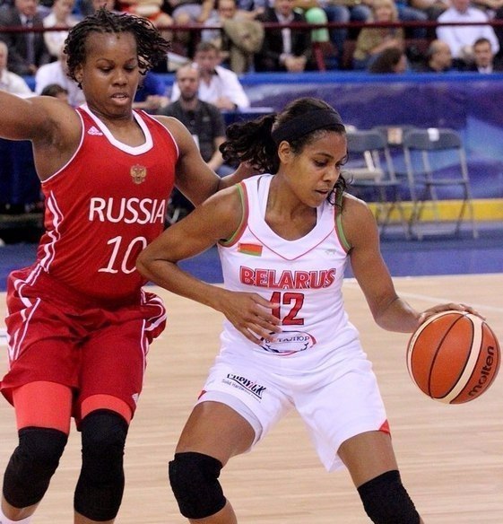 561x584, 83 Kb / россия, беларусь, баскетбол, негритянки