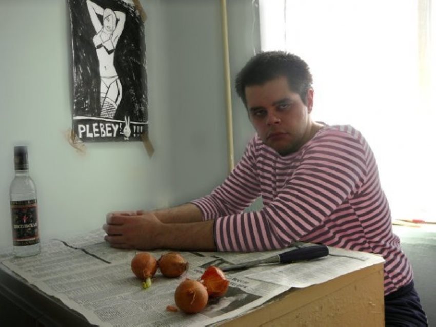 850x637, 67 Kb / Мальчик, с луком, водка, девушка, с персиками, тельняшка, розовая, стамеска, плебей