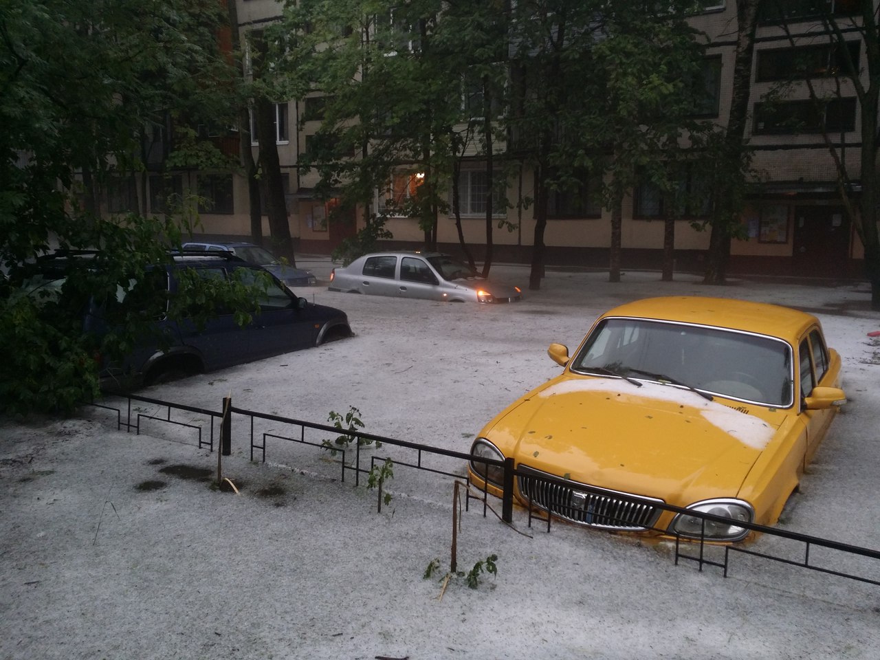 1280x960, 245 Kb / Питер, град, дождь