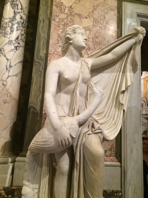 600x800, 67 Kb / гусь, женщина, статуя, санкции