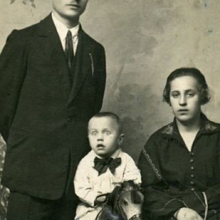 446x446, 27 Kb / ч/б, фото, покойник